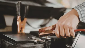 علت لرزش خودرو در شروع حرکت + راه‌های تشخیص و رفع