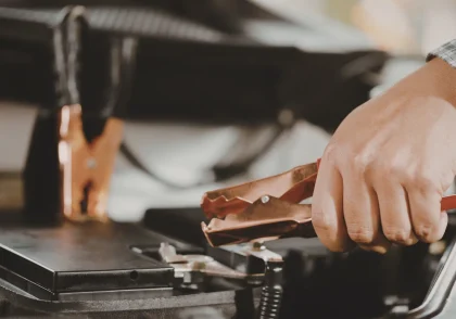 علت لرزش خودرو در شروع حرکت + راه‌های تشخیص و رفع